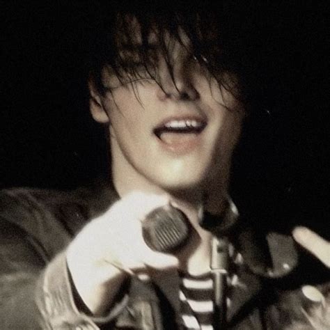 Gerard Way icon꧂ in 2025 | Gerard way, My chemical romance, Zoo wee mama