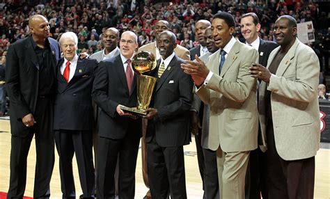 Michael Jordan's Ex-Teammate Slams Him For Bad-Mouthing His Bulls ...