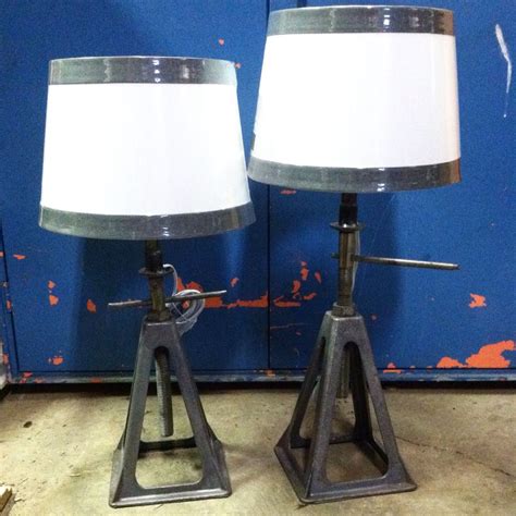 automotive jack stands