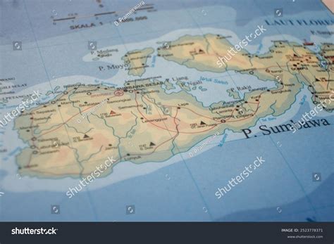 Map Pulau Sumbawa Indonesia Showing Capital Stock Photo 2523778371 | Shutterstock