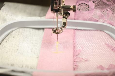 Bernina Buttonhole Tutorial 的图像结果