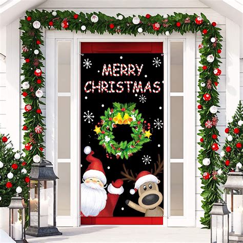 Holiday Door Decorating Themes