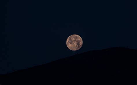 Download wallpaper 2560x1600 moon, full moon, hill, night widescreen 16 ...