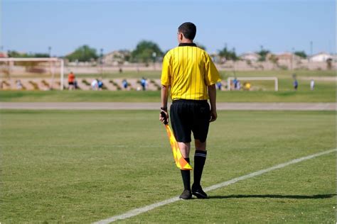 Assistant Referee Signals - Shoot Score Soccer