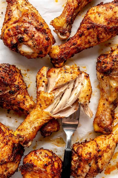 Seasoned Crispy Chicken Drumsticks | Recipe | Baked chicken legs ...