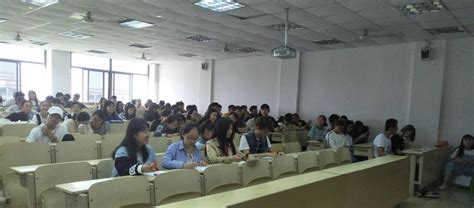 我院举办第二届“划时代”辩论赛-菏泽学院教师教育学院