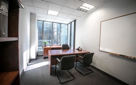 Interview Room Layout 的图像结果