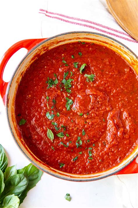 Marinara Sauce Recipe - So Easy! - Kristine's Kitchen
