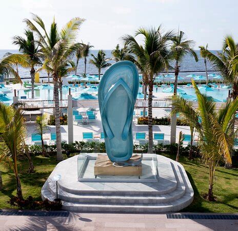Seven Days of Margaritas - Review of Margaritaville Island Reserve ...