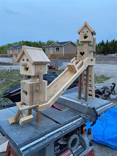 Pin by Be Shoemaker on bird house | Bird houses ideas diy, Outdoor diy ...