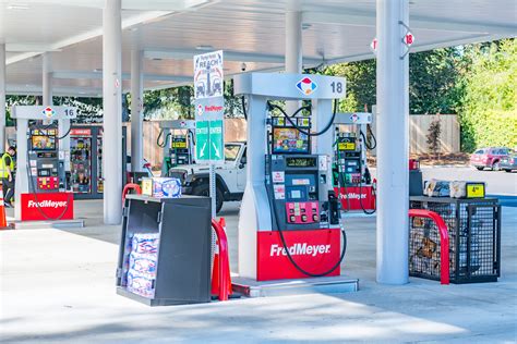 Fred Meyer Opens New Salem Fuel Station - Los Angeles Design ...