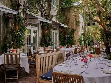 Casa Tua Restaurant - South Beach - Miami - The Infatuation