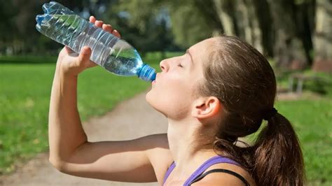 What is the fastest way to dissolve a kidney stone?