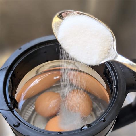 How To Boil Egg Using Water Heater