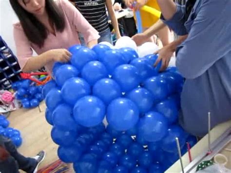 叮当猫行走服 _行走的气球造型_创意气球造型教程-母婴亲子视频-搜狐视频