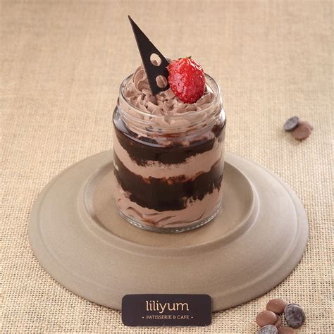 Chocolate Jar Cake | Jar Desserts | Order Jar Cakes in Bangalore ...