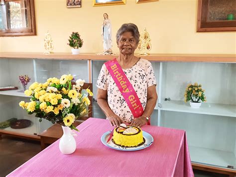 Nishkalanka Seva Home- Birthday Celebrations 2012 - Old Age Homes by ...