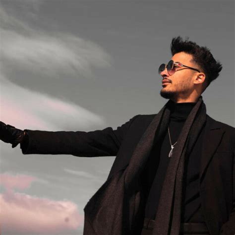 Mamri - French teacher - ₹1739/h