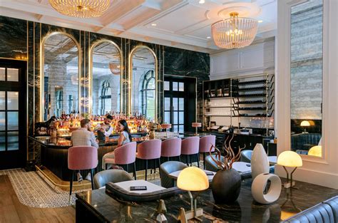 Restaurants in Lake Louise - Dine - Chateau Lake Louise