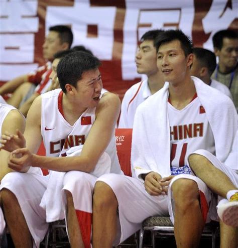 篮球——2020姚基金慈善赛在武汉举行_格尔