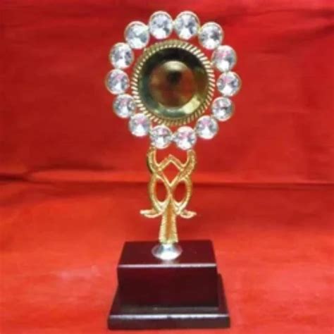 Metal Momento - Corporate Event Metal Momento Trader - Retailer from ...