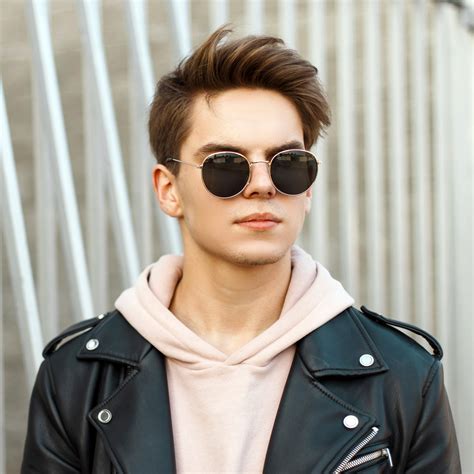 25 Classic Scissor-Cut Hairstyles for Men | Haircut Inspiration