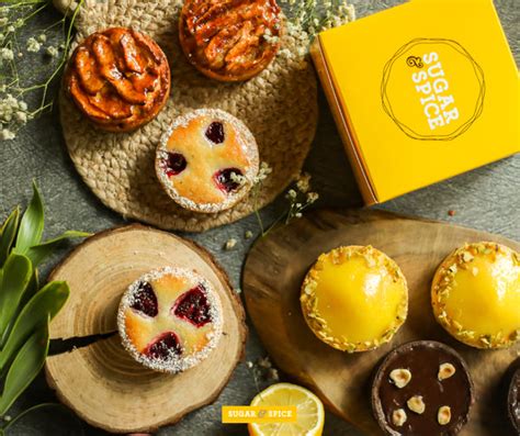 TARTS & ECLAIRS – Sugar & Spice
