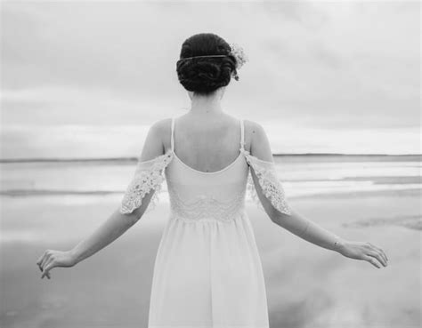 Ghost Marriage 的图像结果