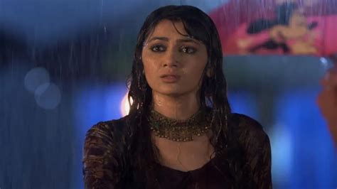 Watch Kumkum Bhagya TV Serial 4th May 2018 Full Episode 1094 Online on ZEE5