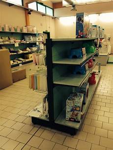 scaffale per negozio scaffalature per negozio usate sga shopmetalshelves scaffale per negozio scaffalature per negozio usate sga shopmetalshelves
