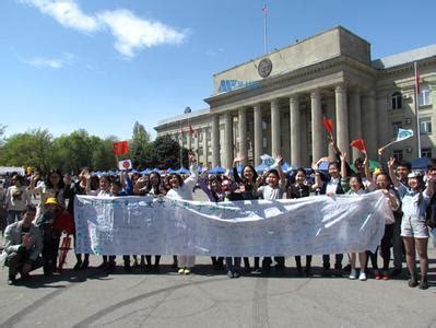 赴吉尔吉斯斯坦免学费留学的50多名甘肃学生顺利抵达比什凯克