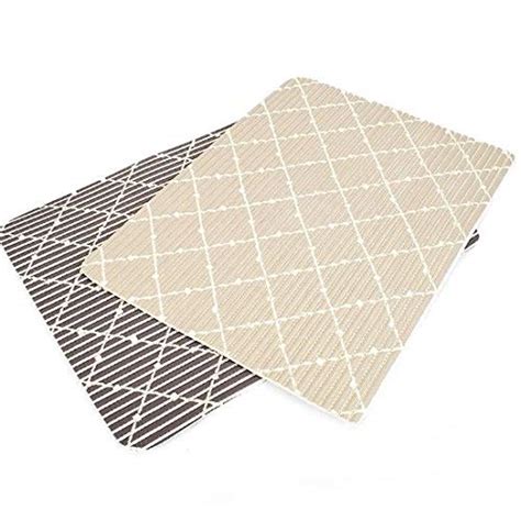 Emily Pets Emily Pets Silicone Waterproof Pet Food Mat Colour May Vary ...