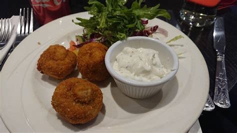 GREEN TREE HOTEL (Peebles, Scotland) - Motel Reviews, Photos, Rate ...