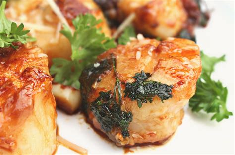 Garlic Parmesan Crusted & Caramelized Scallops - Simply Taralynn | Food ...