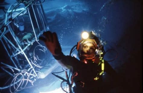 推荐五部深海冒险电影，另一种角度感受大海_海底