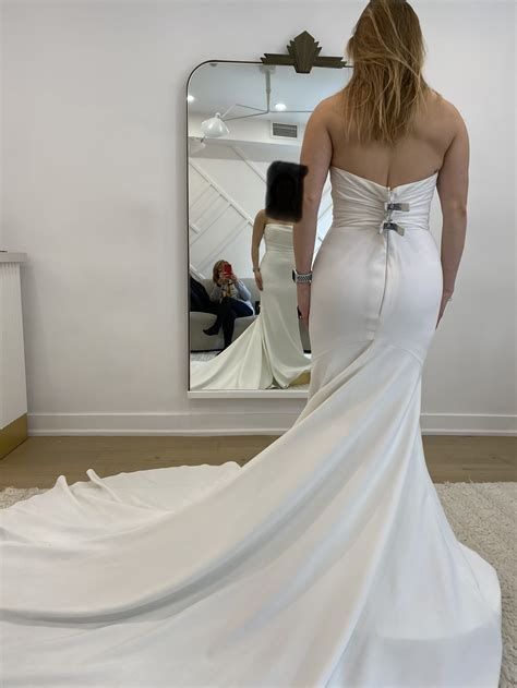 Robert Bullock New Wedding Dress Save 19% - Stillwhite