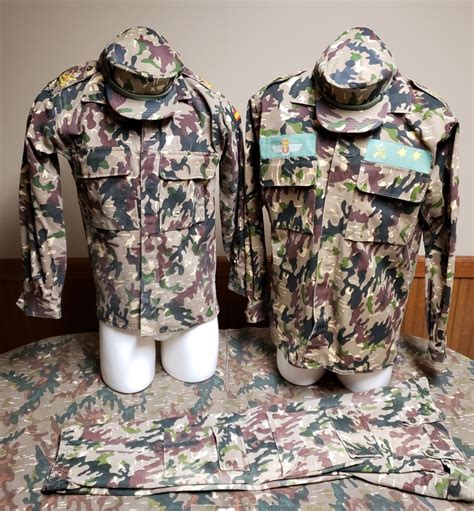 Early Spanish Camouflage uniforms.