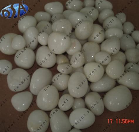 Decorative White Polish Stone Pebble – Dharajyot Stone Art