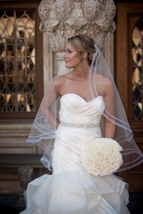 Disney Bride 的图像结果