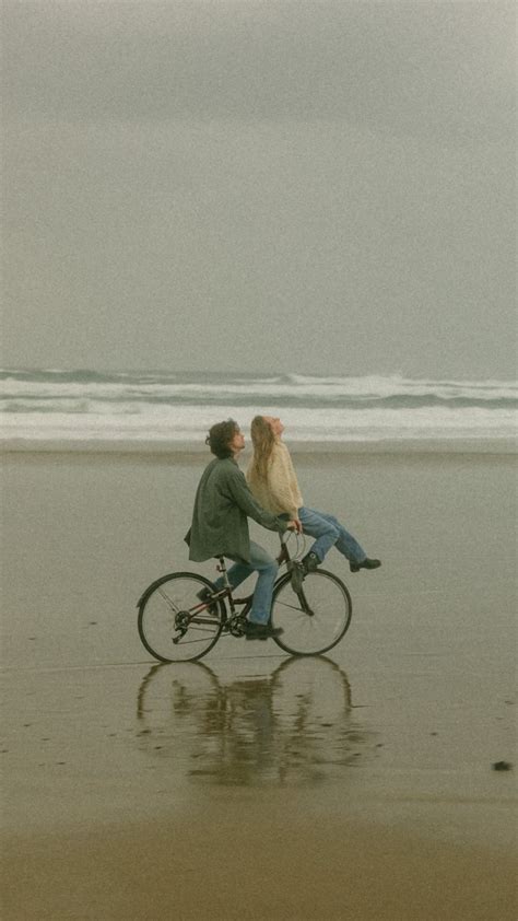 Hannah Kutner | Cinematic Photographer & Educator | to document love - pure, unconditional love ...