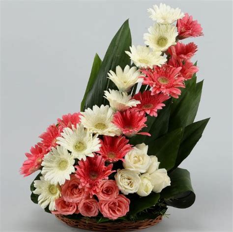 Gerbera N Rose Bouquet For Grandparents– Bloomsvilla