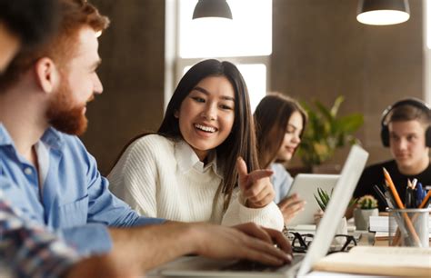 Cerca un'offerta di lavoro presso The Adecco Group