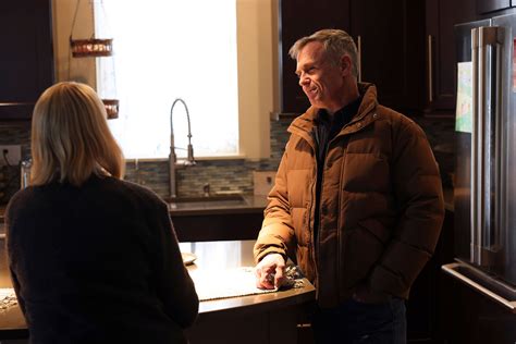Chicago Fire: How Herrmann and Cindy Handle Cindy's Cancer