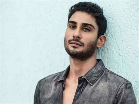 Prateik Smita Patil admits to 'following thousands of pretty women ...