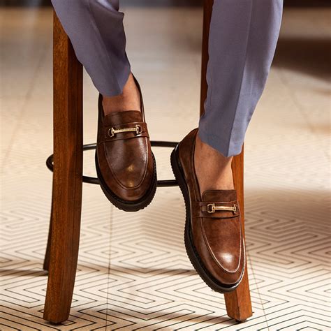 SLIP-ONS – The Alternate