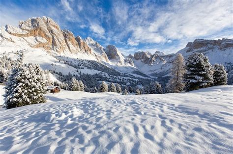 Dolomites mountains with snow | Free Photo