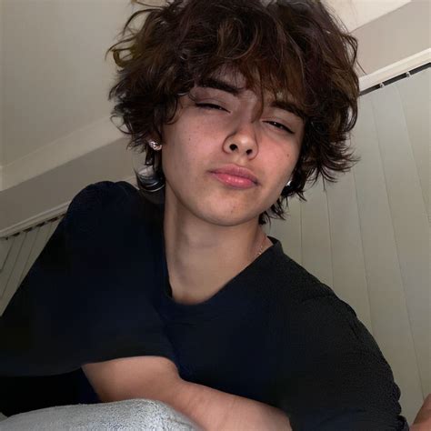 Long Messy Hair, Messy Wavy Hair, Wavy Hair Men, Haircuts For Wavy Hair ...