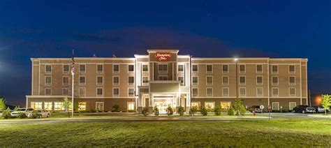 HAMPTON INN PRESQUE ISLE - Hotel Reviews, Photos, Rate Comparison ...