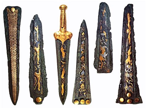 Types of Daggers – Styles, Designs, and Blades with Pictures