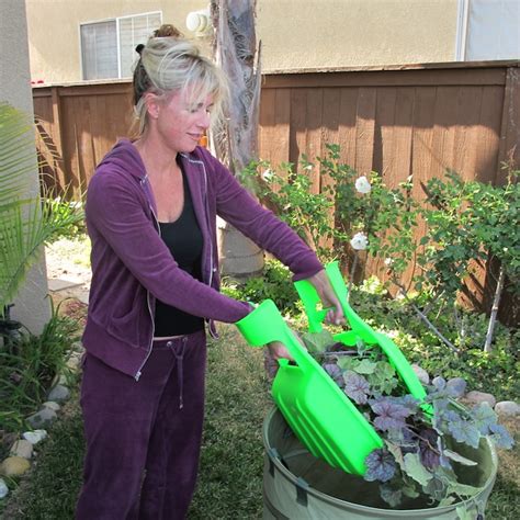 NuVue Products 11.75-in Plastic Hand scoops in the Garden Hand Tools ...